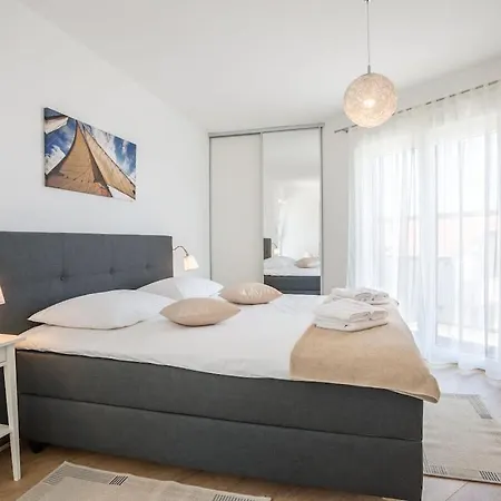 In With Swimming Pool Bol