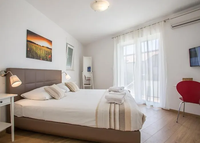 In With Swimming Pool Bol